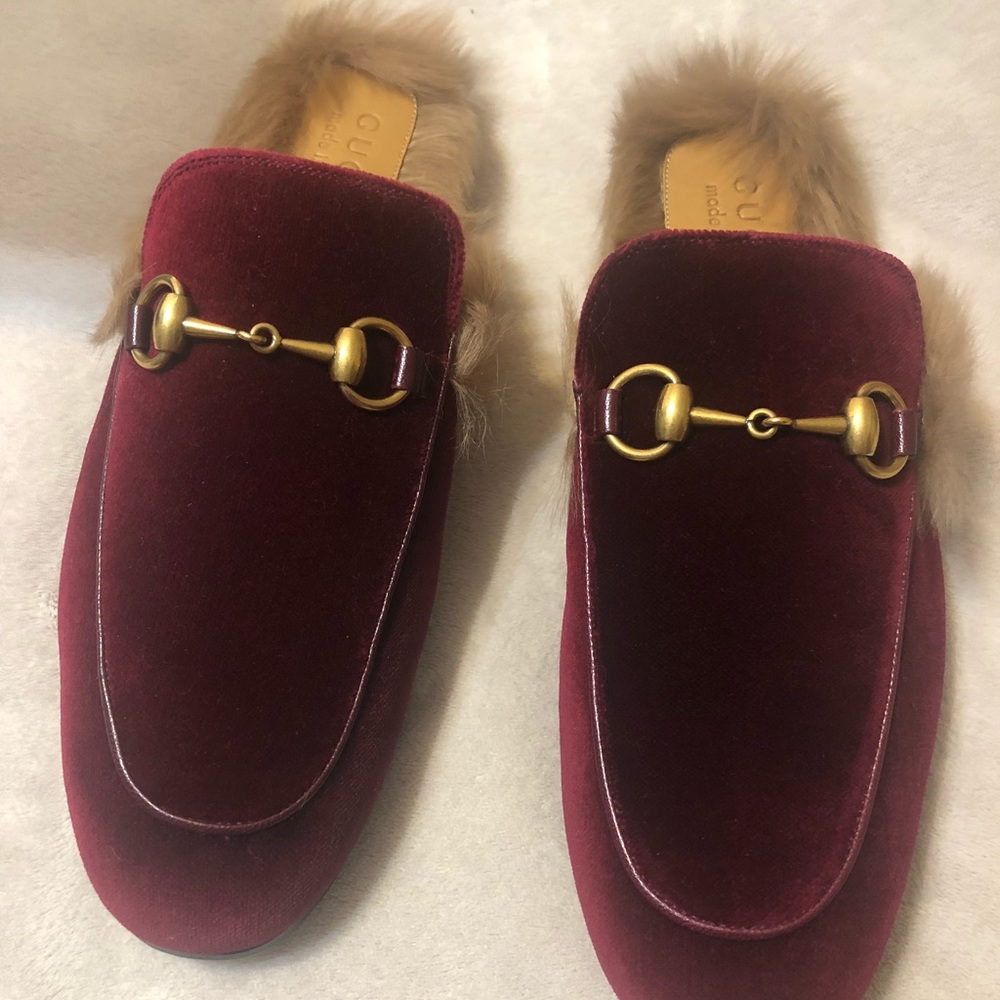 Gucci Princeton Velvet Fur Lined Loafers